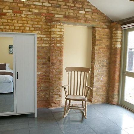 Pheasants Roost At Tove Valley Cottages Towcester Exterior photo